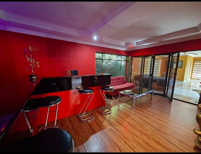 4 BEDROOM HOUSE FOR SALE IN ARCON PARK